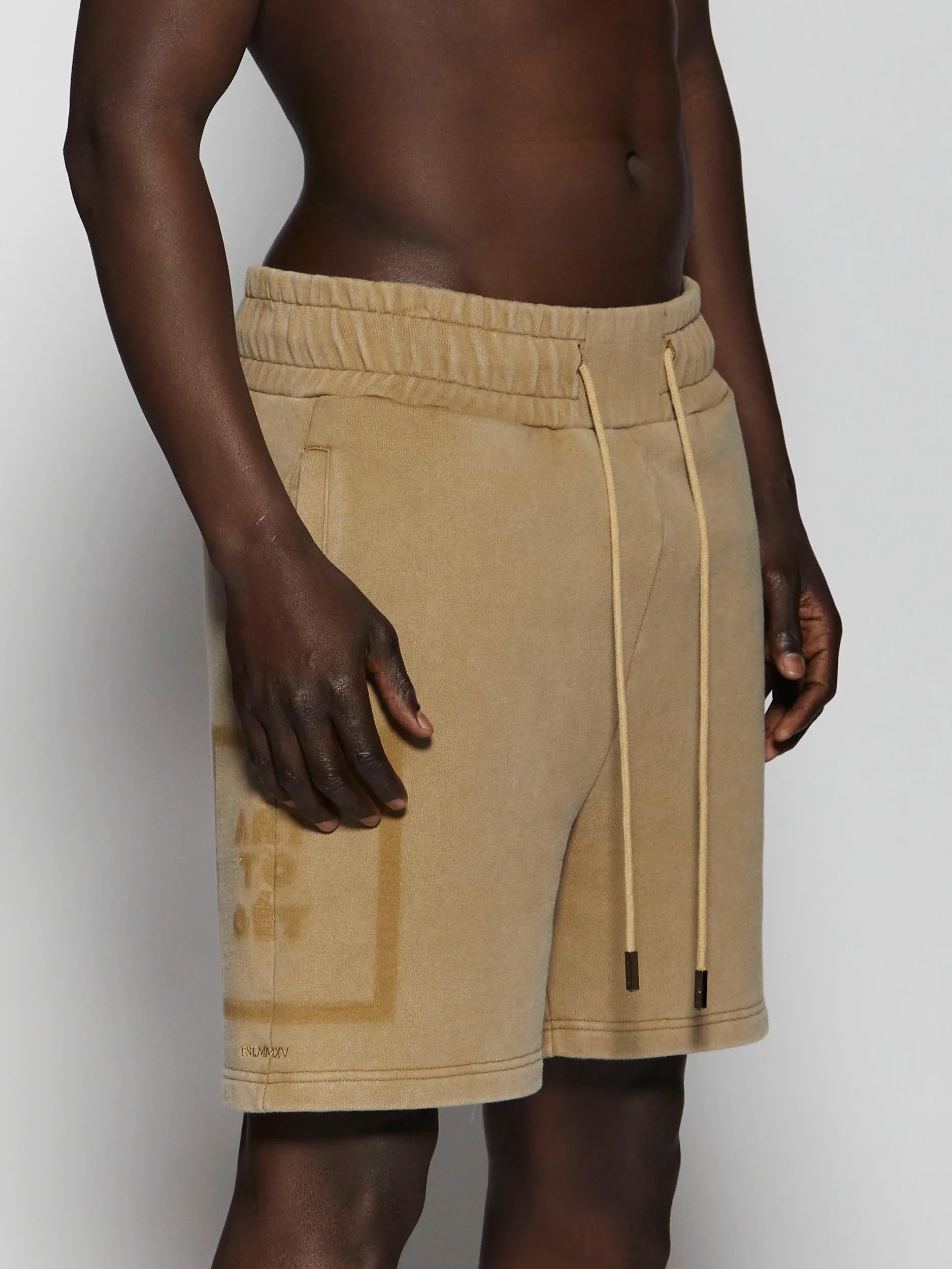 Ainker Art To Get Mocha Short Pant - Image 2