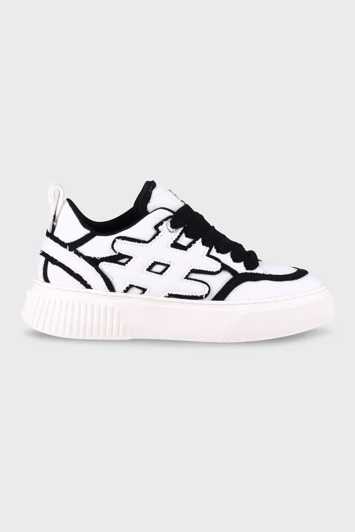 Ainker Star Line Canvas White Black