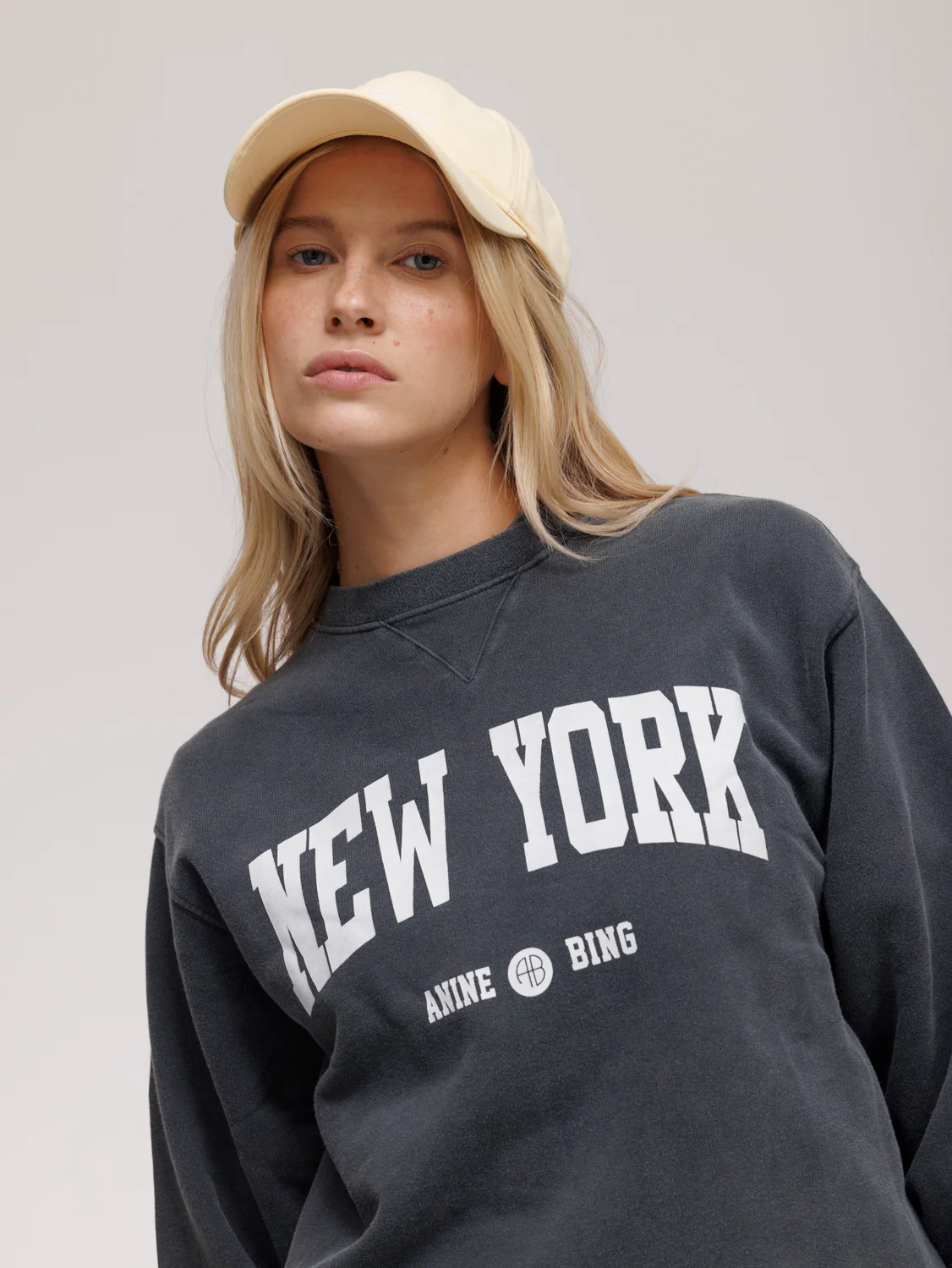 Anine Bing Ramona Sweatshirt University New York - Washed Black - Image 3