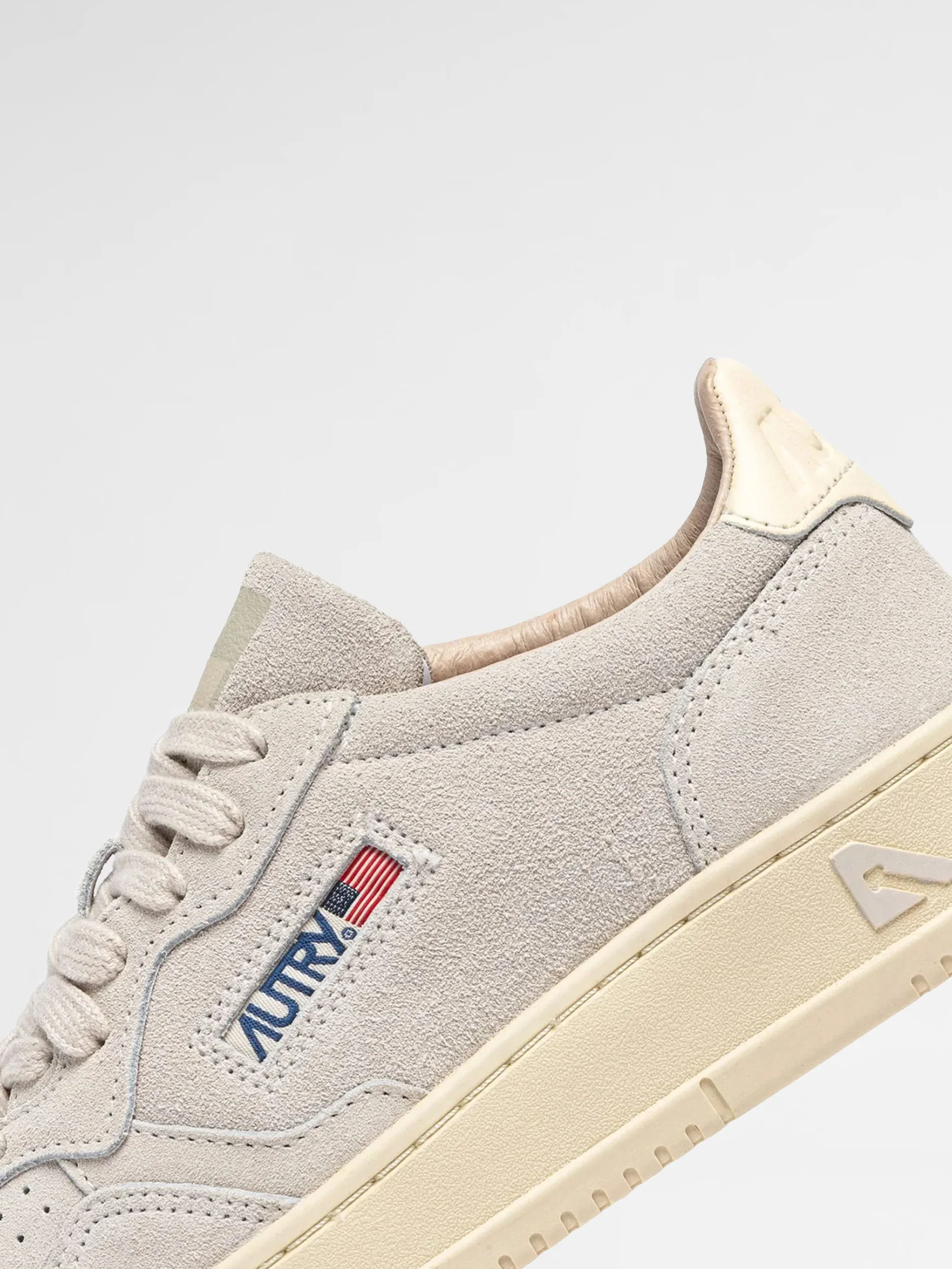 Autry Sneakers SS26 - AULM UH01 - Image 2