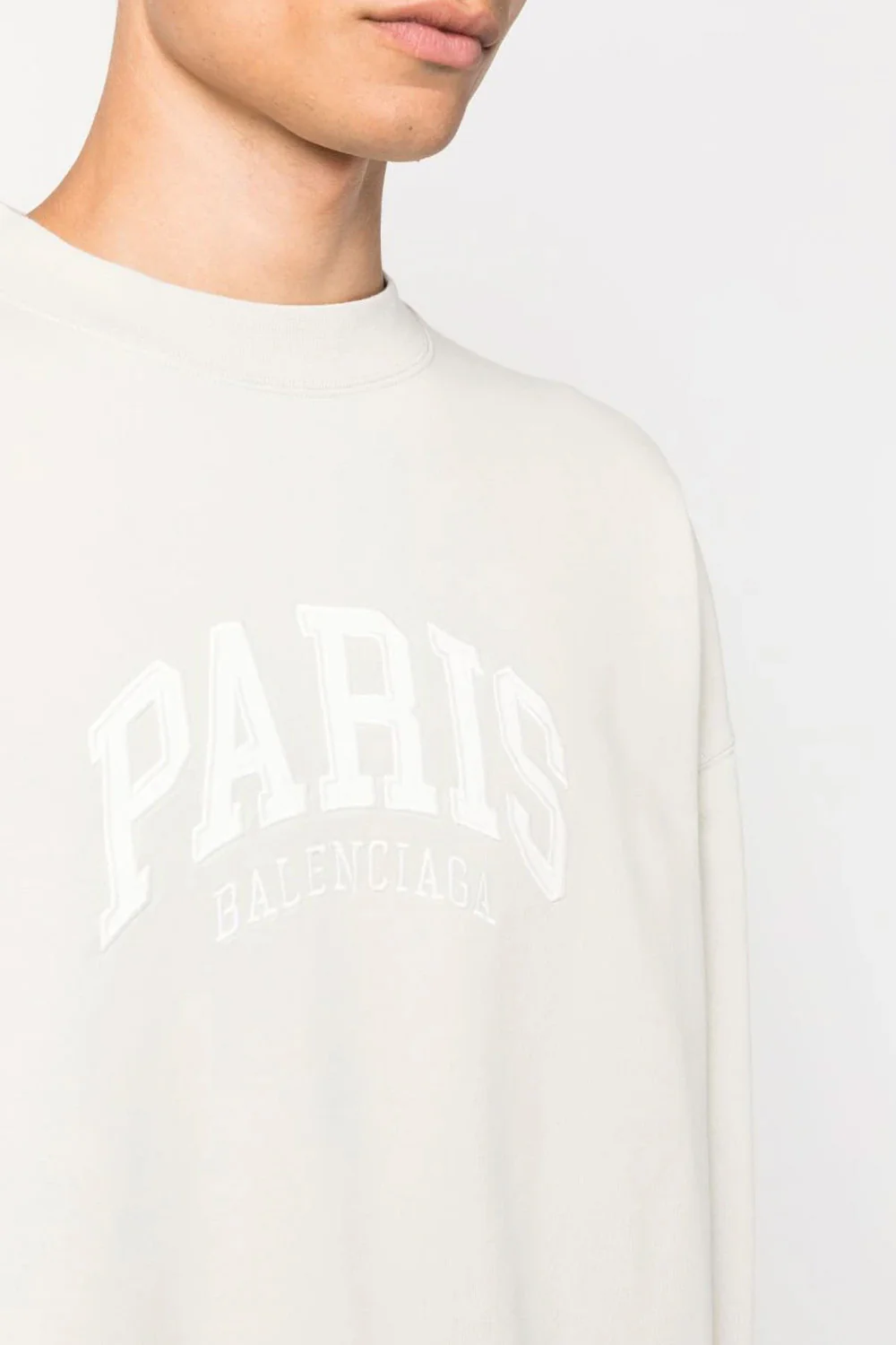 Balenciaga Cities Paris logo-embroidered sweatshirt - Image 4
