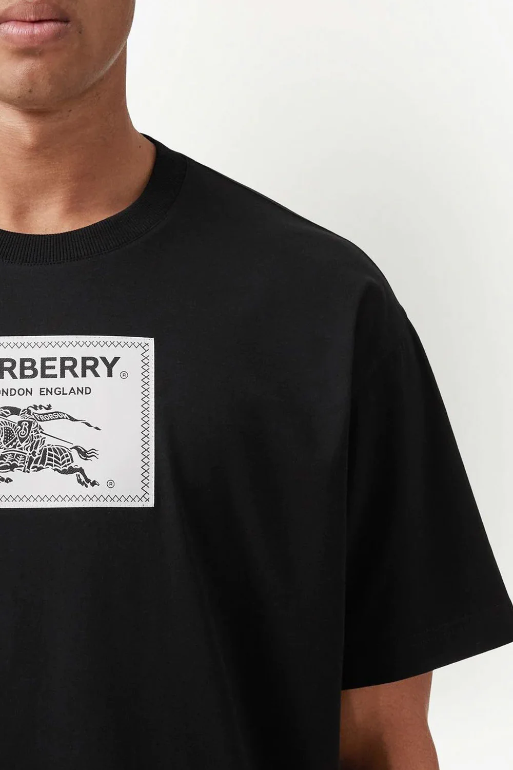 Burberry logo-patch cotton T-shirt - Image 3