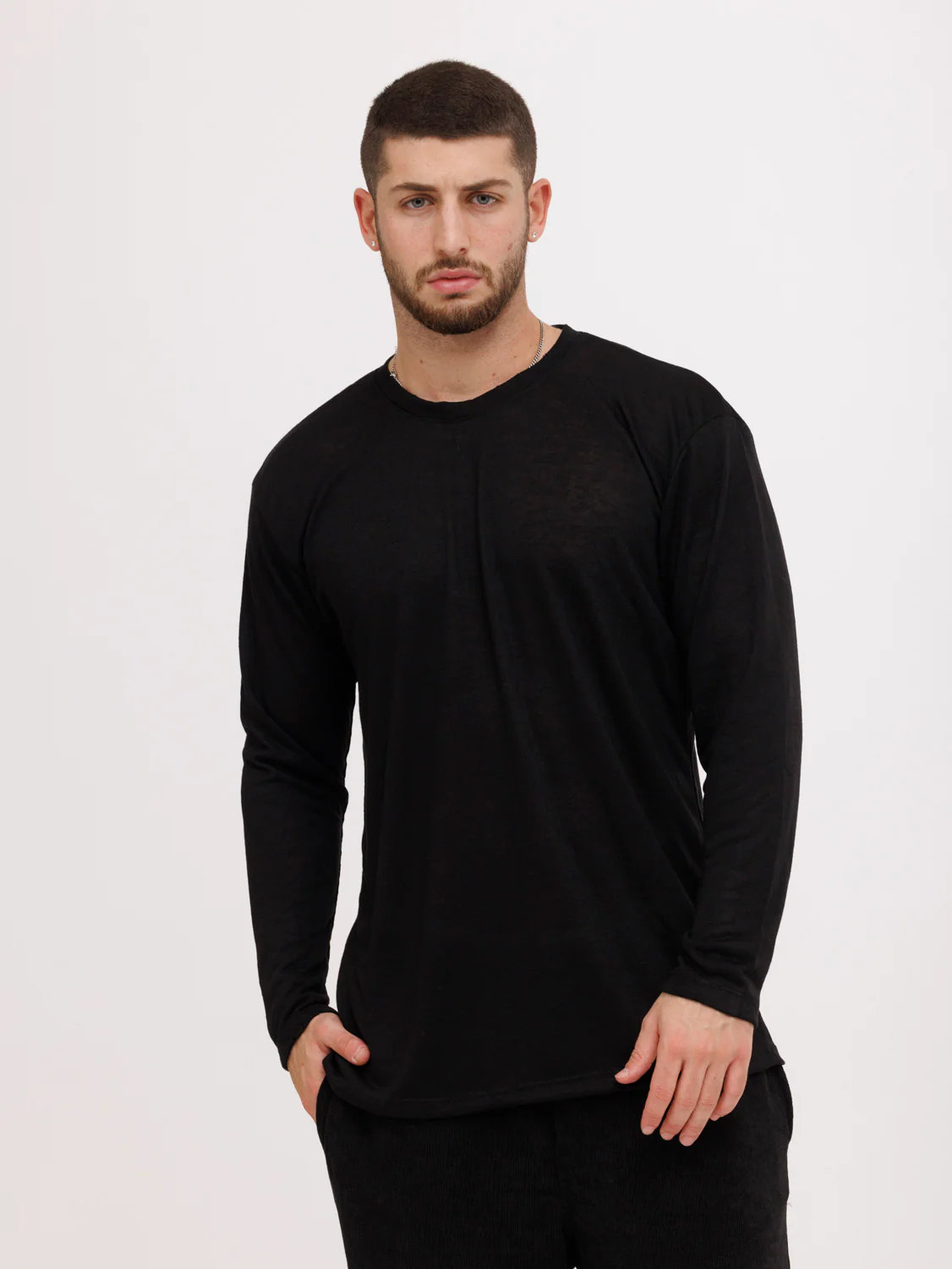 CREW Milano Linen Long Sleeve T-Shirt Black - Image 4