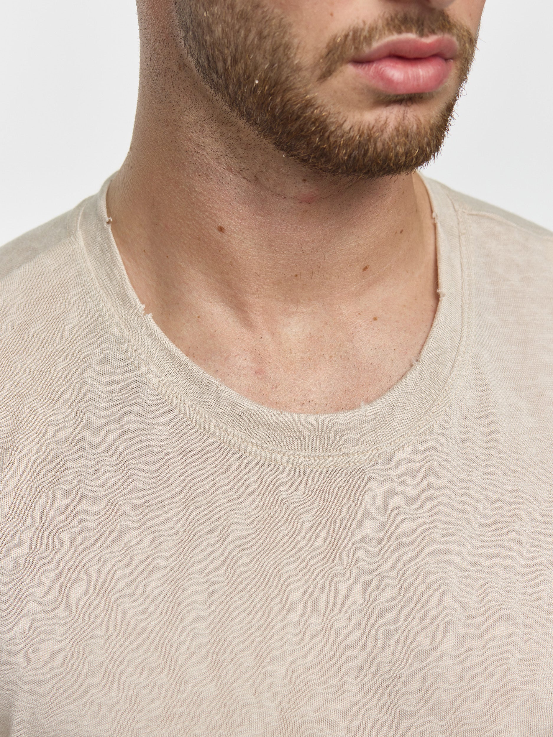 CREW Milano Linen T-Shirt Beige - Image 3