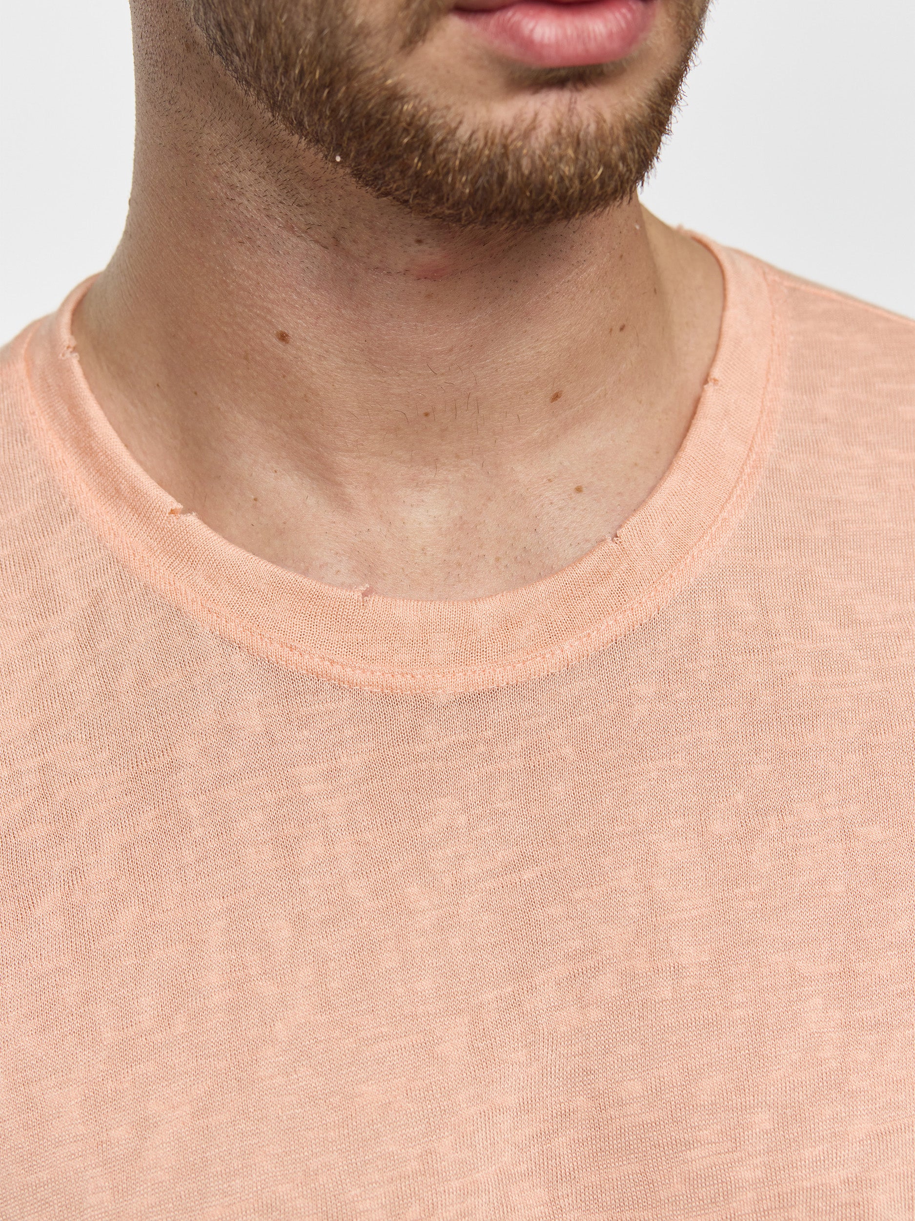 CREW Milano Linen T-Shirt Peach - Image 3