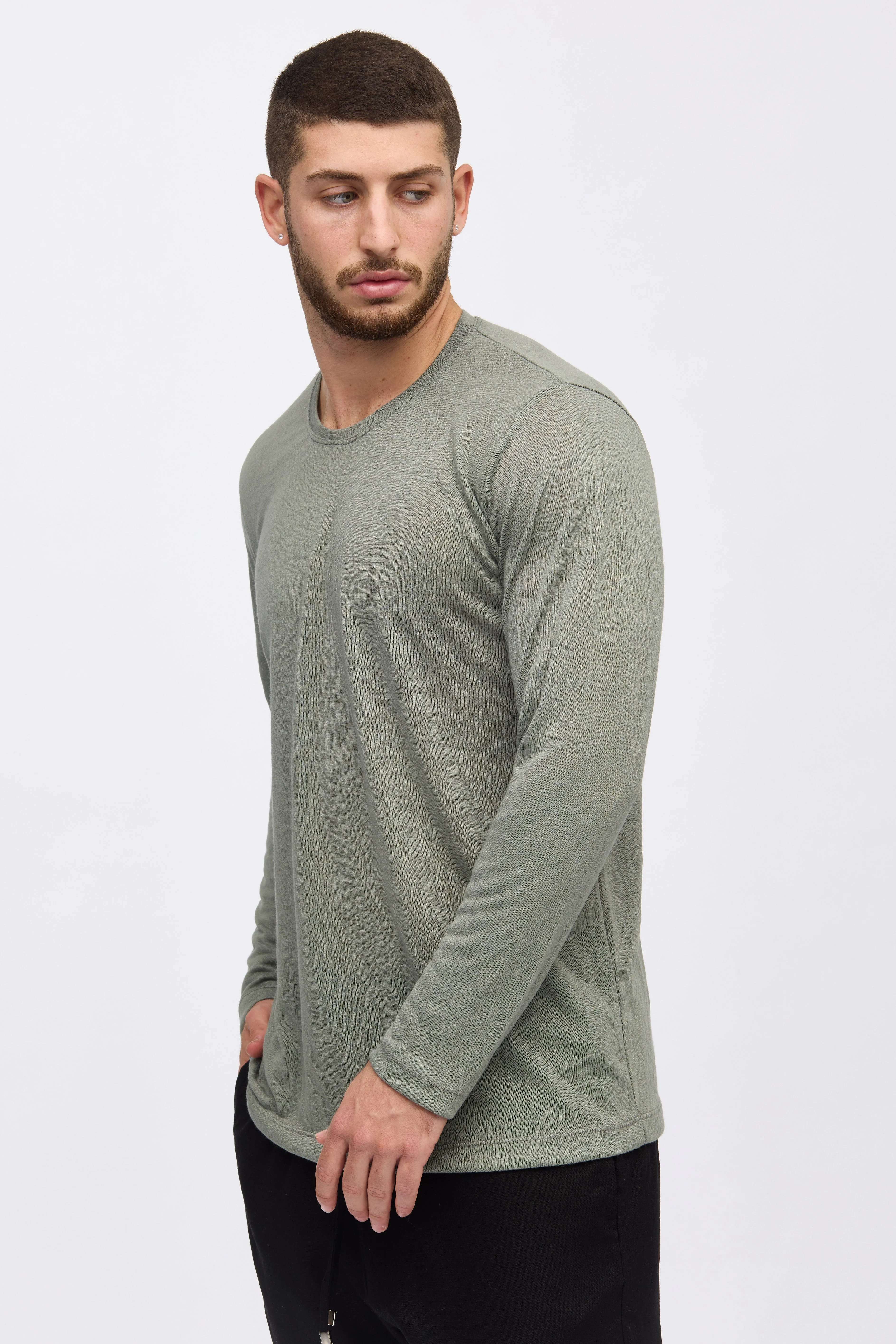 Crew Milano Relaxed Linen Long Sleeve T-Shirt - Image 12