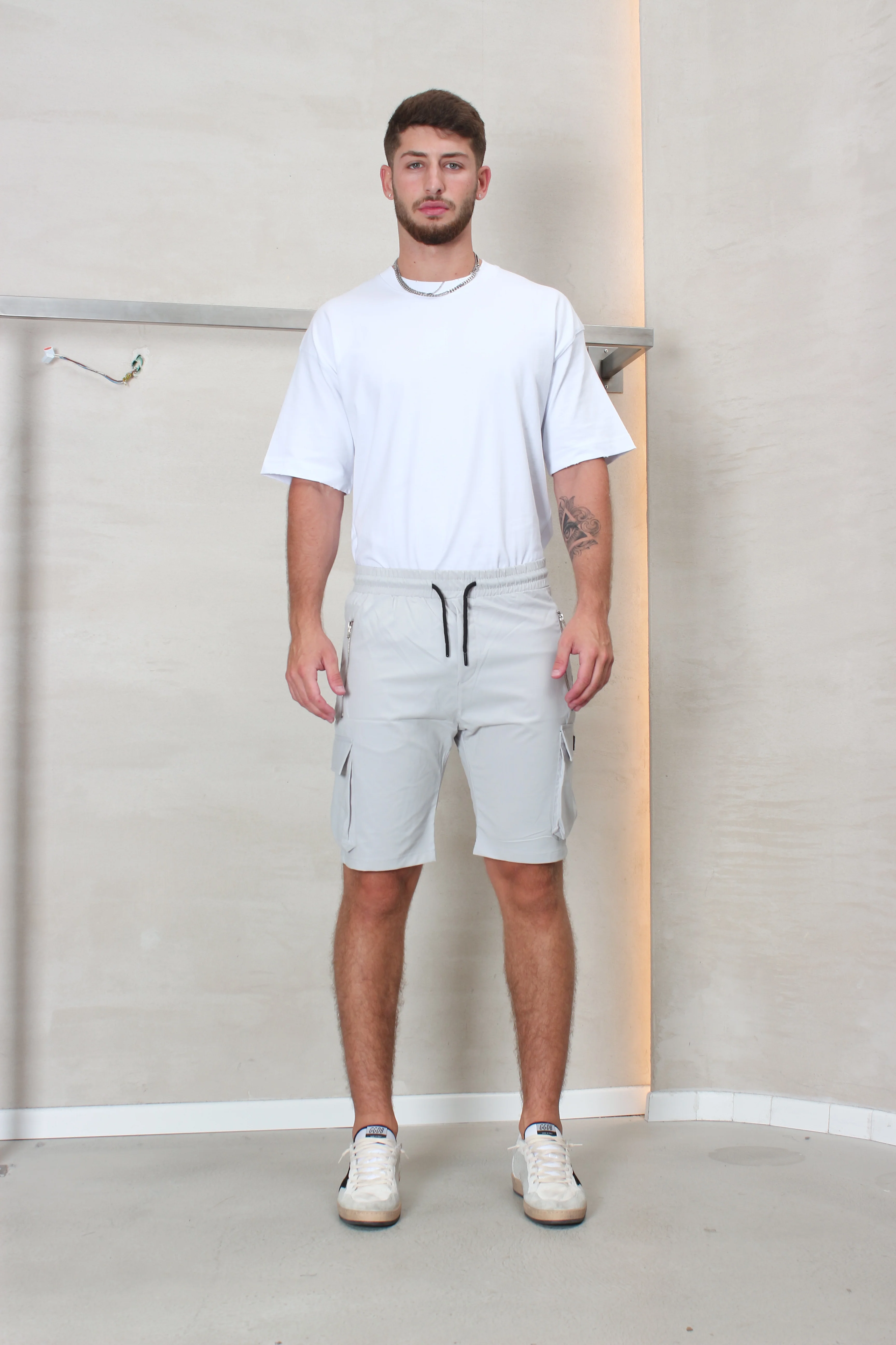 CREW Milano Short Cargo Pants Zipper Long Pocket - Image 3