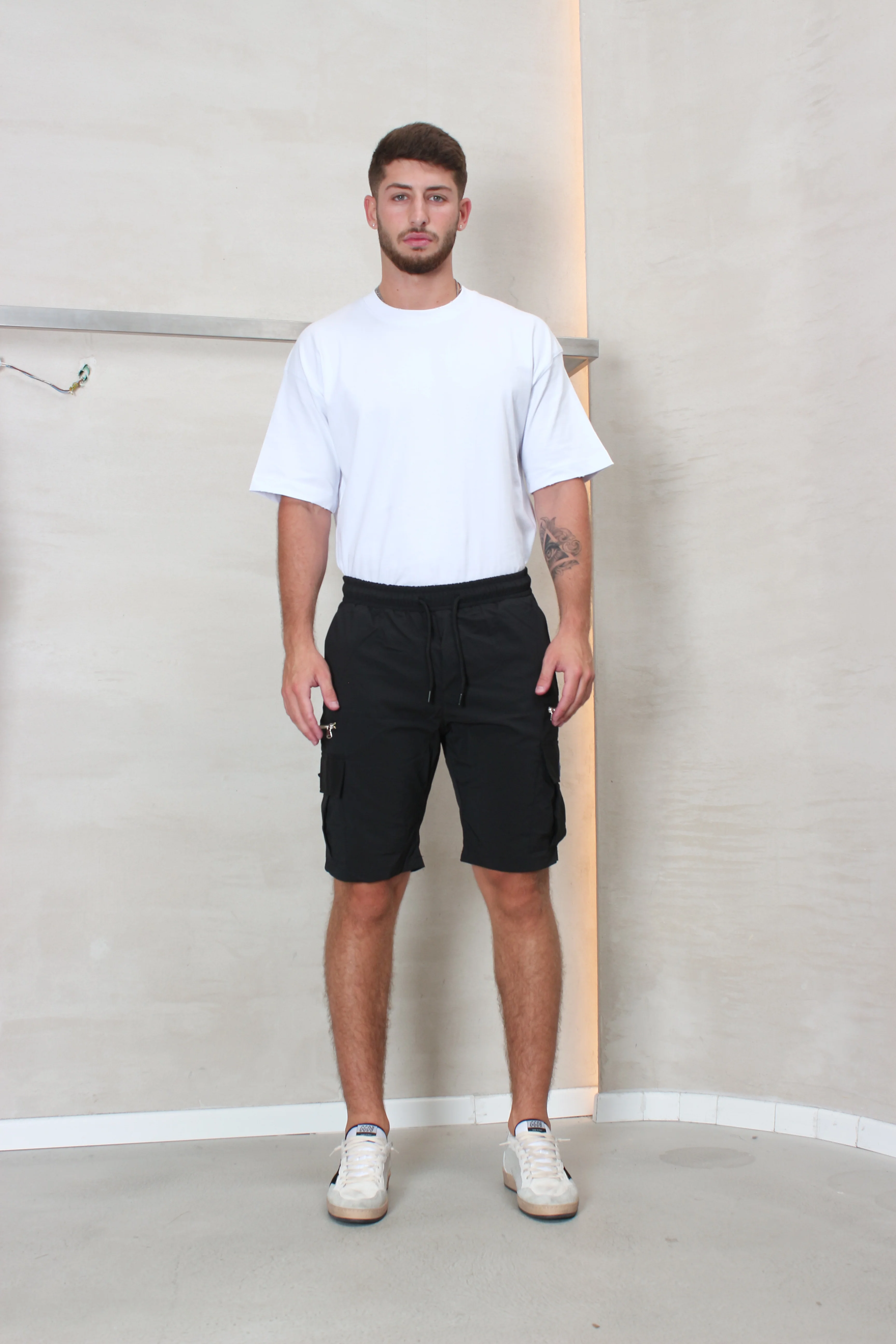 CREW Milano Short Cargo Pants Zipper Wide Pocket - Image 3