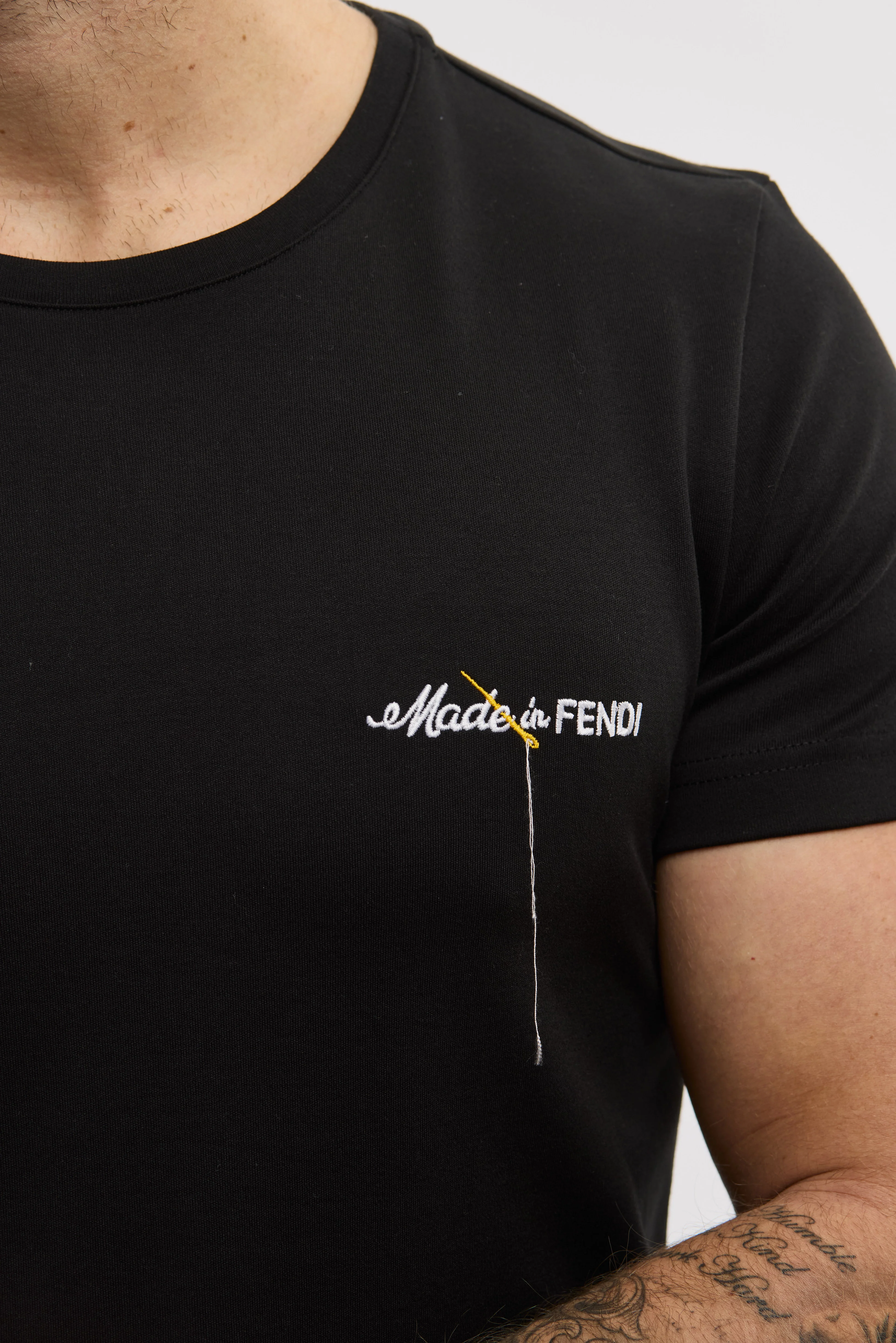 Fendi Black T-Shirt - Image 4