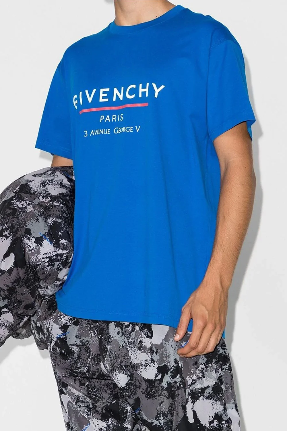 Givenchy T-Shirt Logo Blue Oversized - Image 2