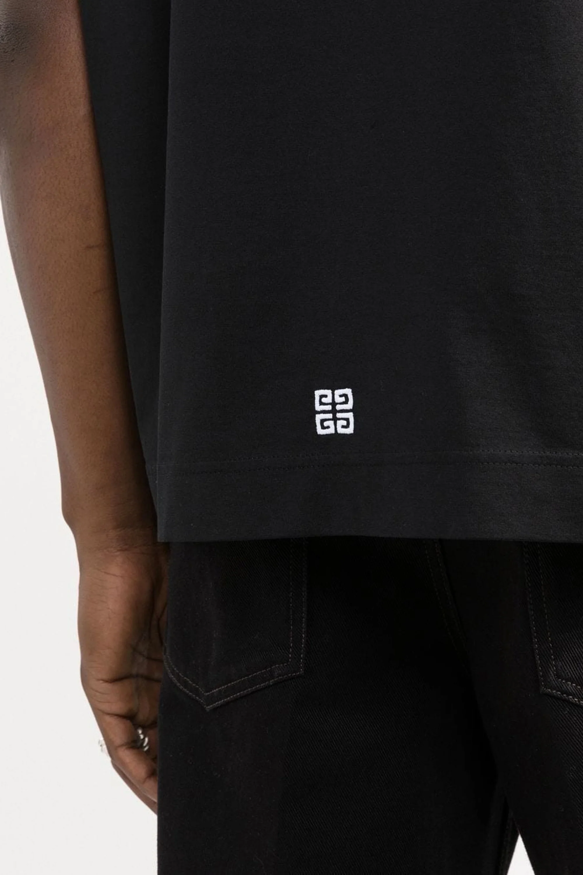 Givenchy College logo-embroidered T-shirt - Image 3