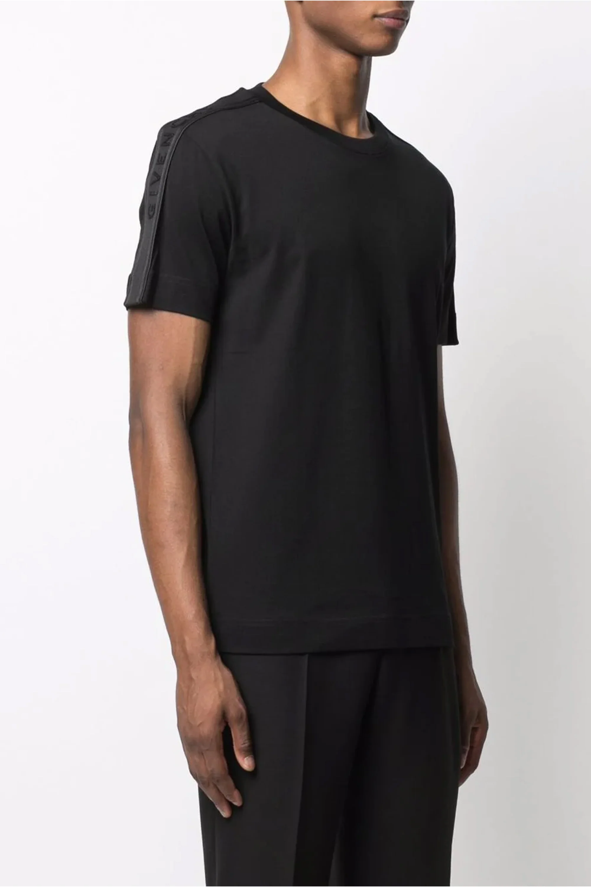Givenchy logo-tape detail short-sleeve T-shirt - Image 3