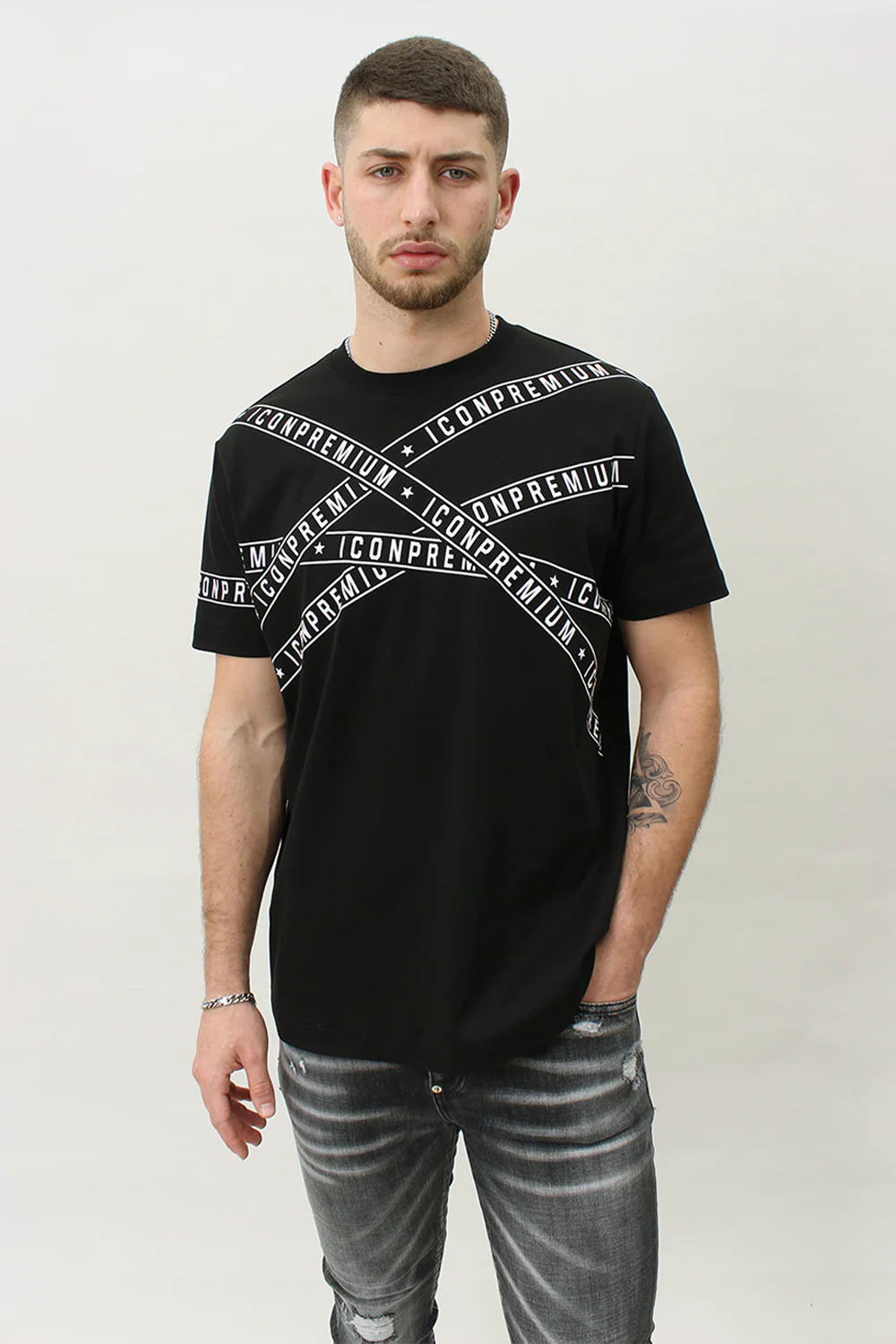 ICON Premium T-Shirt Logo Slim Fit