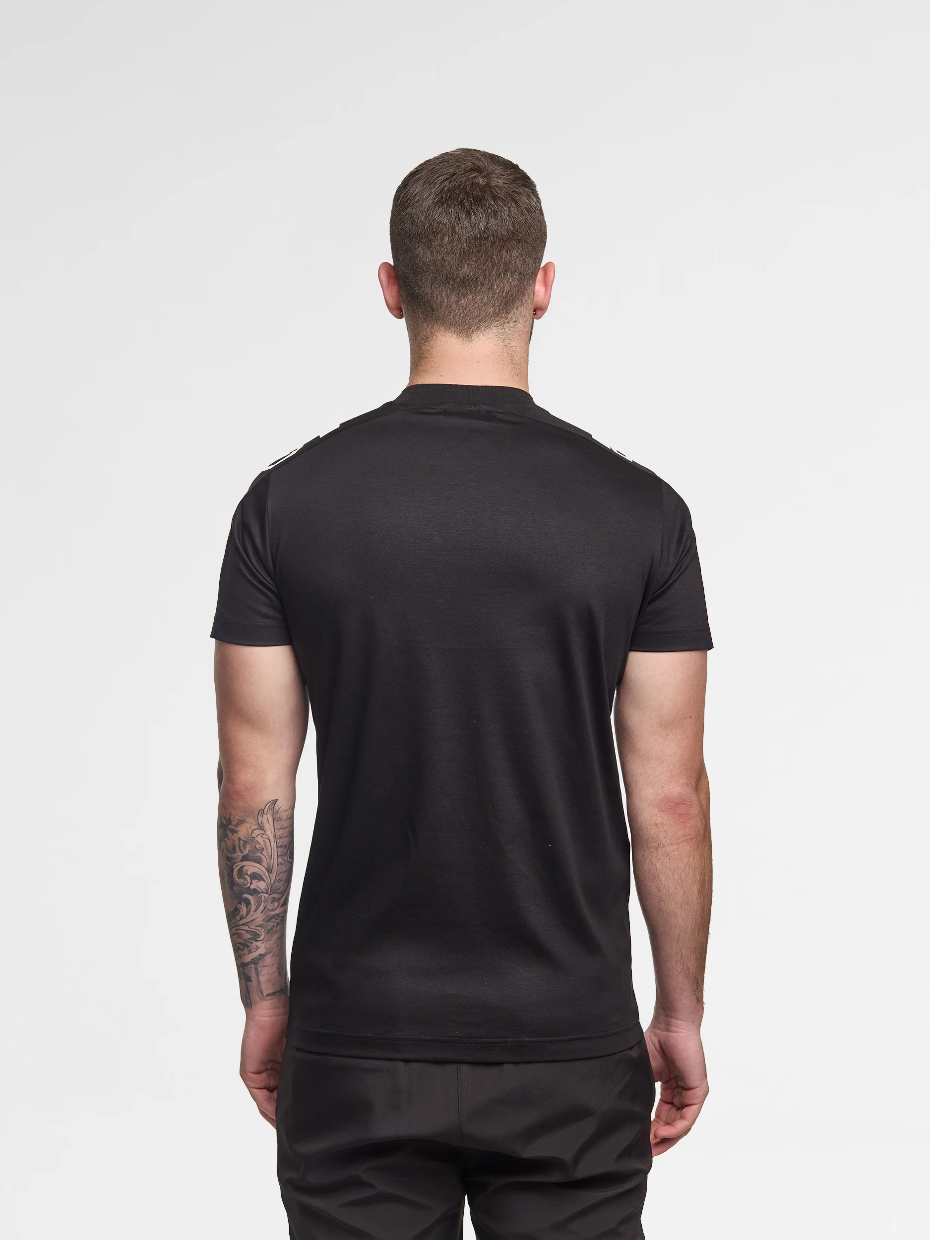 ICON Premium T-Shirt Logo Slim Fit - Image 3