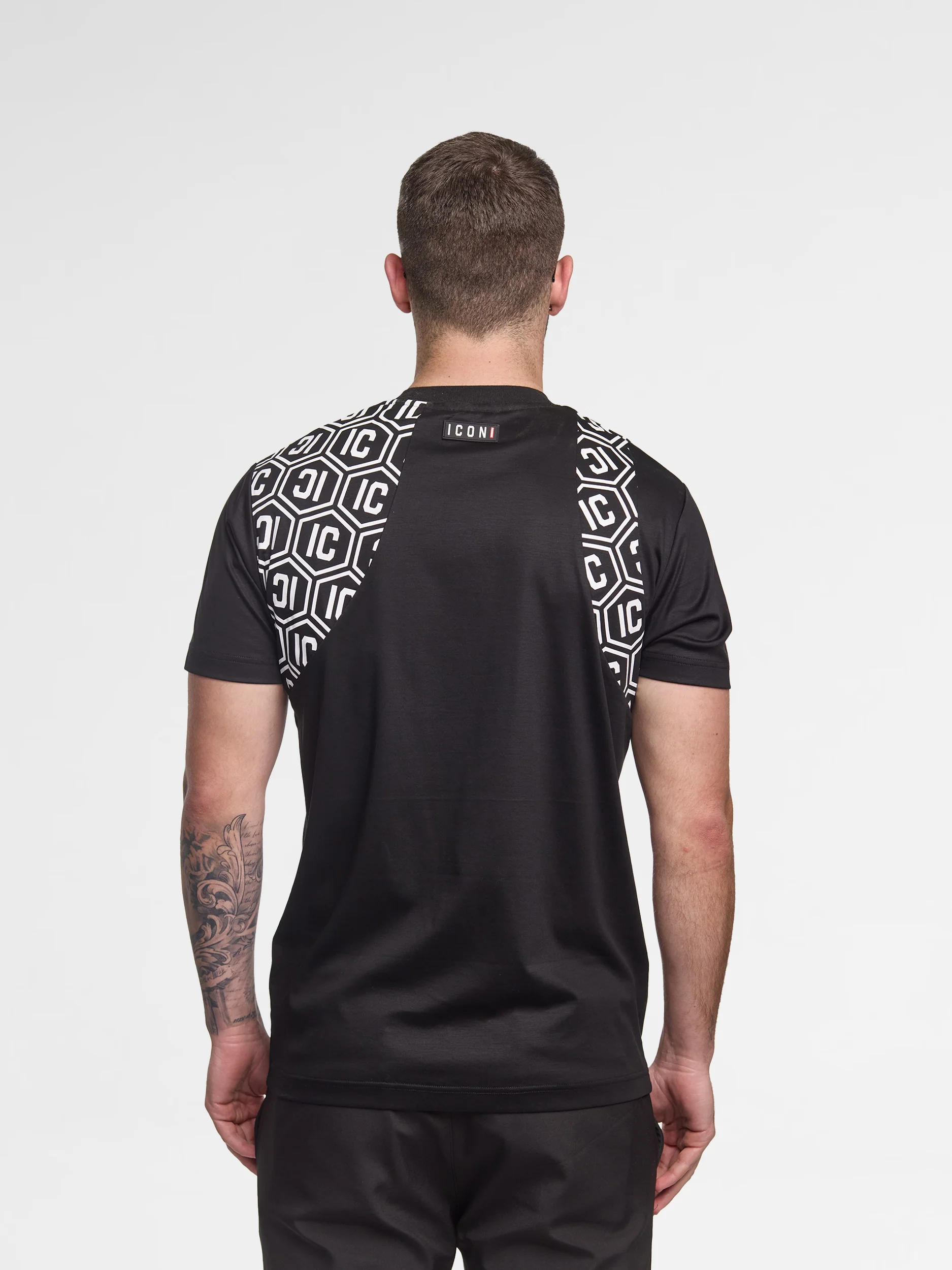 ICON Premium T-Shirt Logo Slim Fit - Image 2