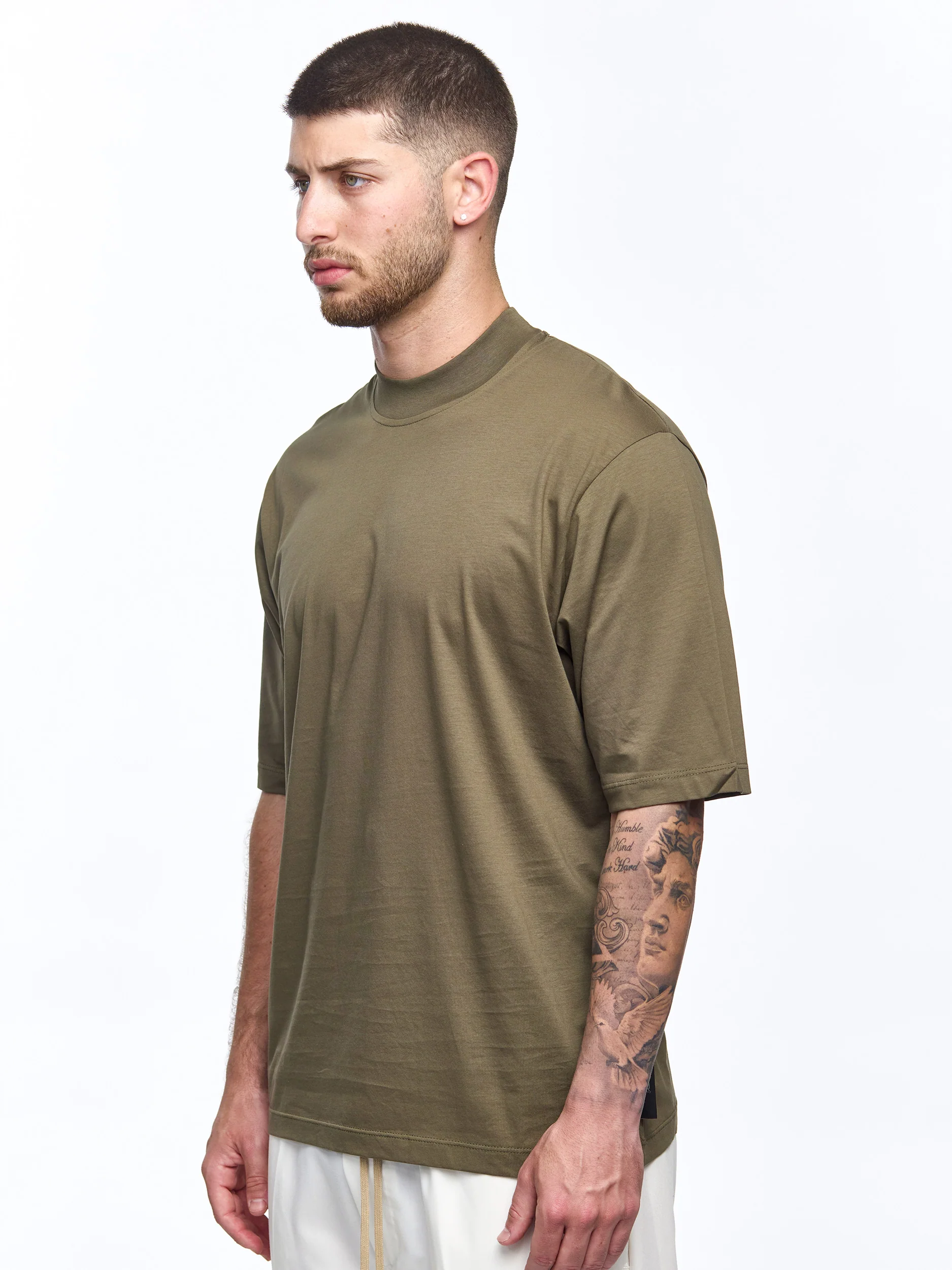 Prêt A Porter T-Shirt High-Neck - Image 3