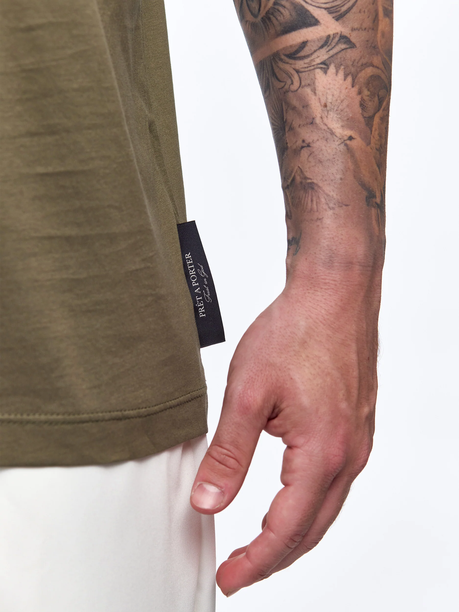 Prêt A Porter T-Shirt High-Neck - Image 4