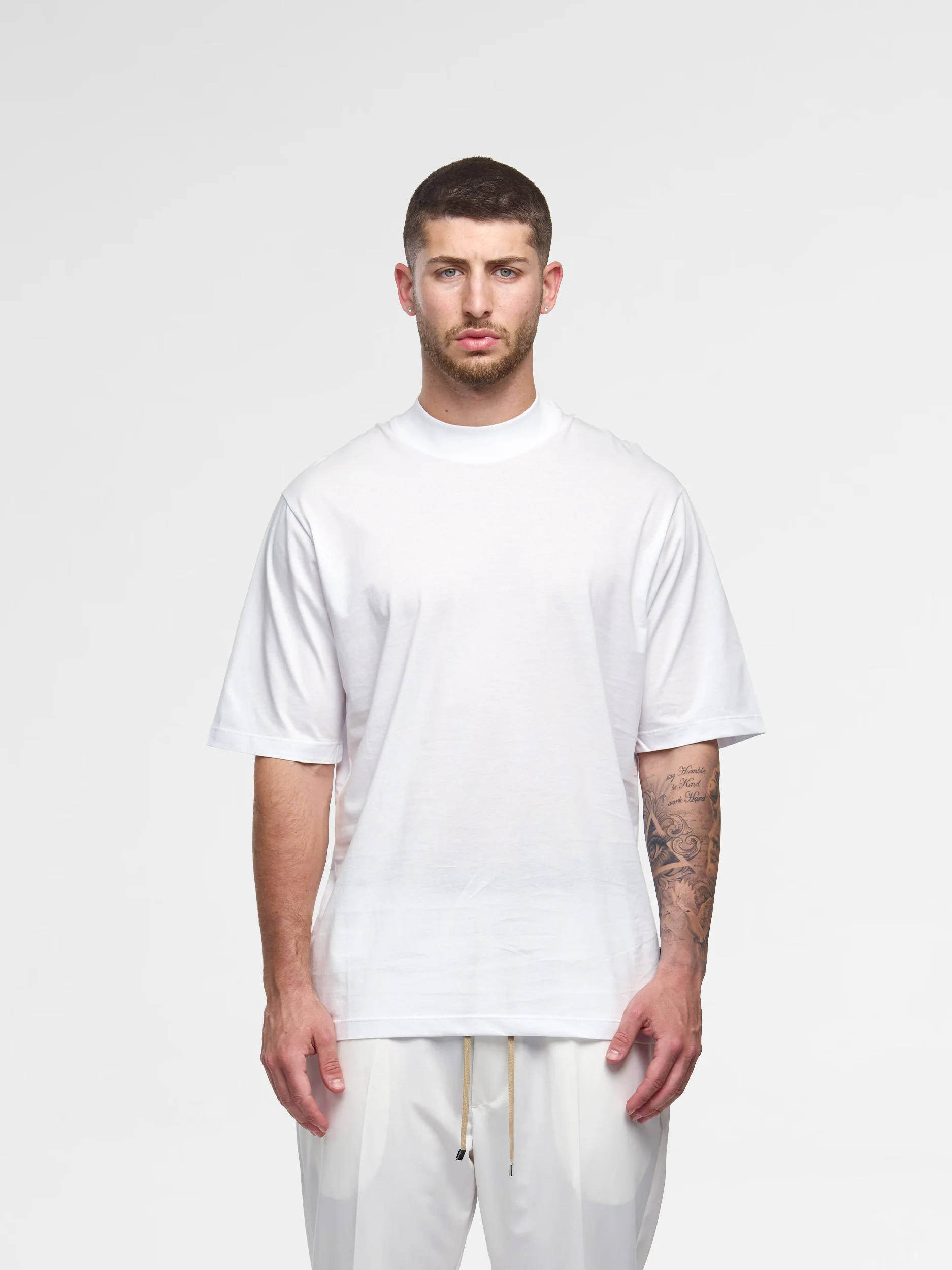 Prêt A Porter T-Shirt High-Neck