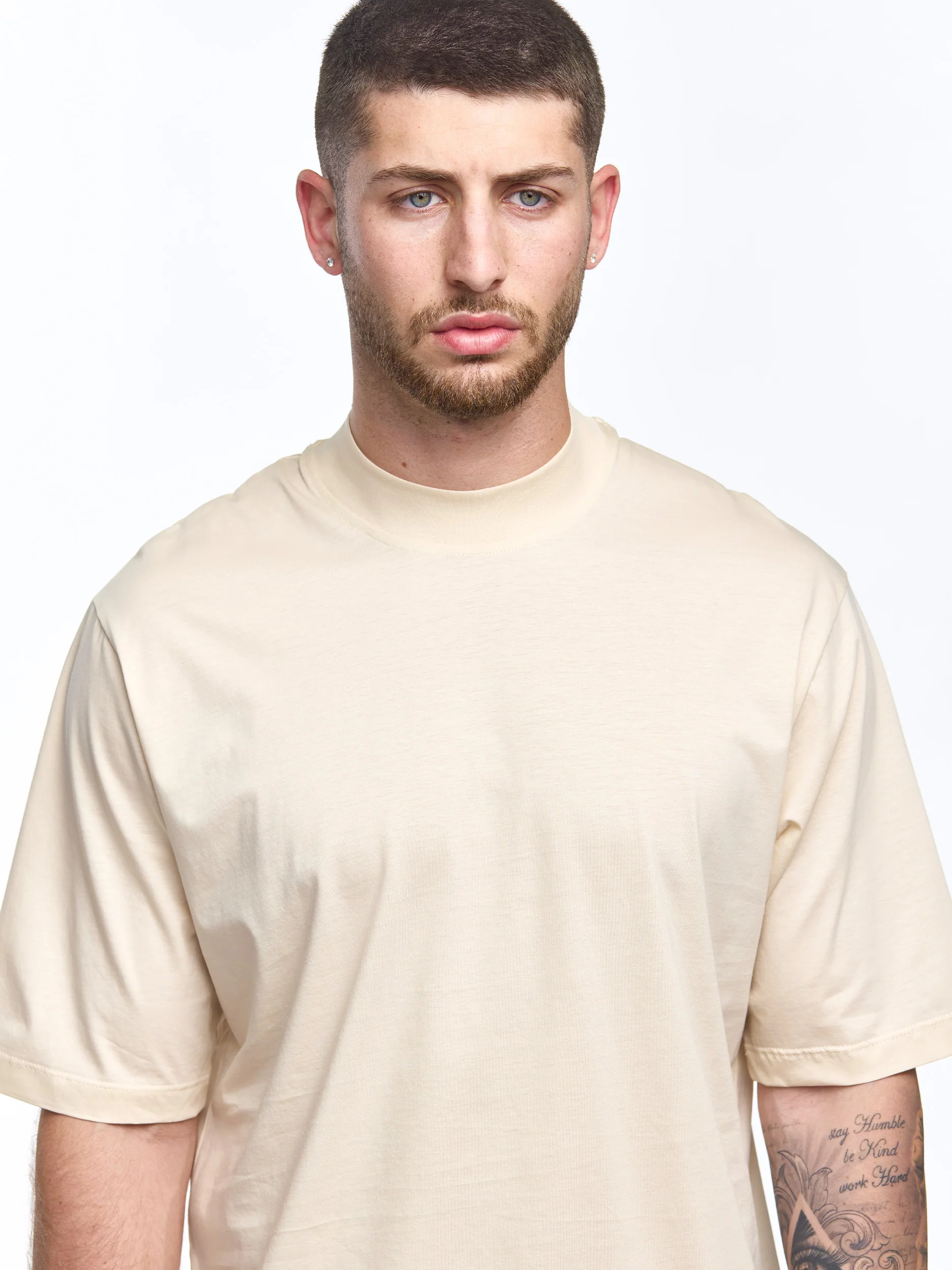Prêt A Porter T-Shirt High-Neck - Image 5