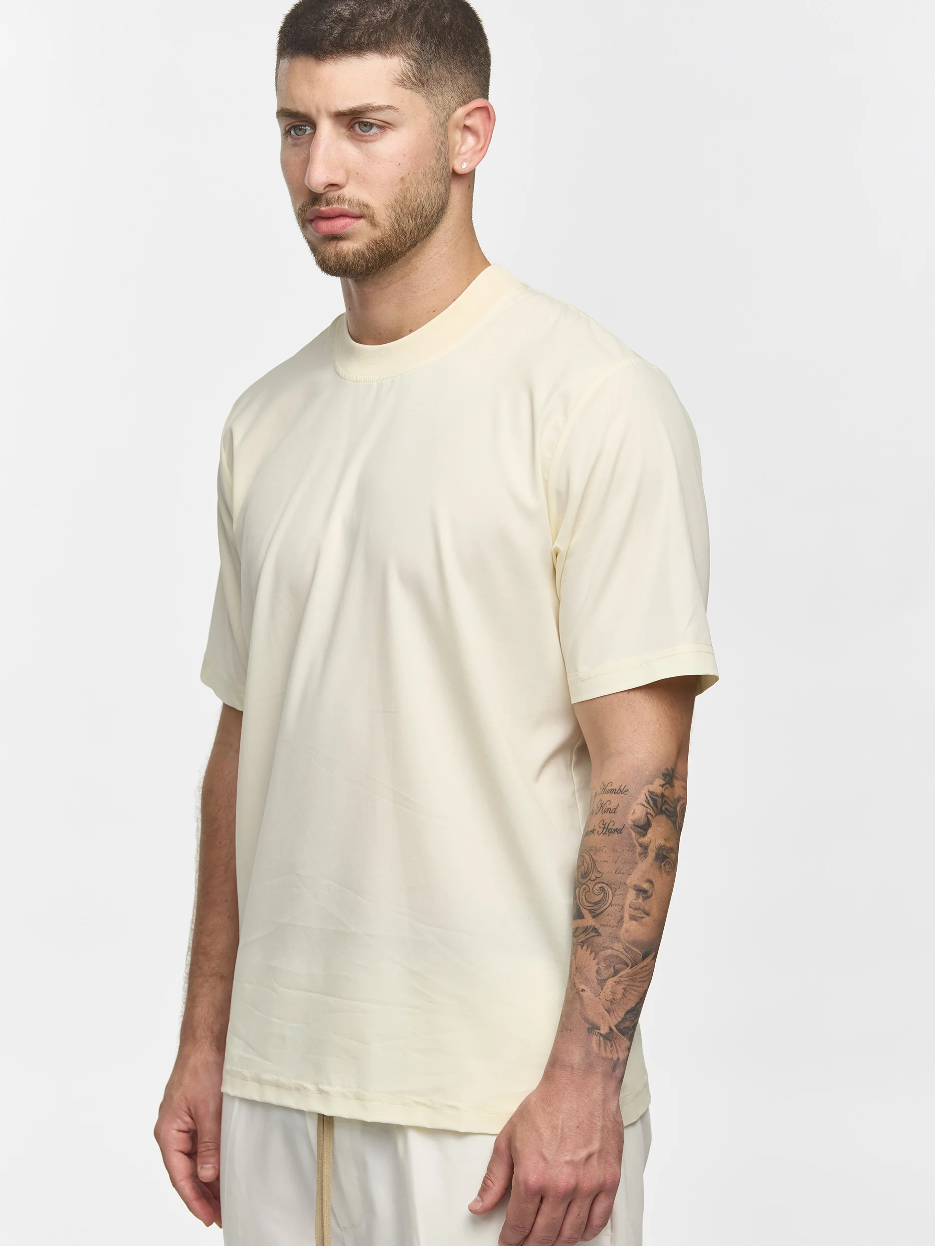 Prêt A Porter T-Shirt Soft Fabric Cream - Image 3