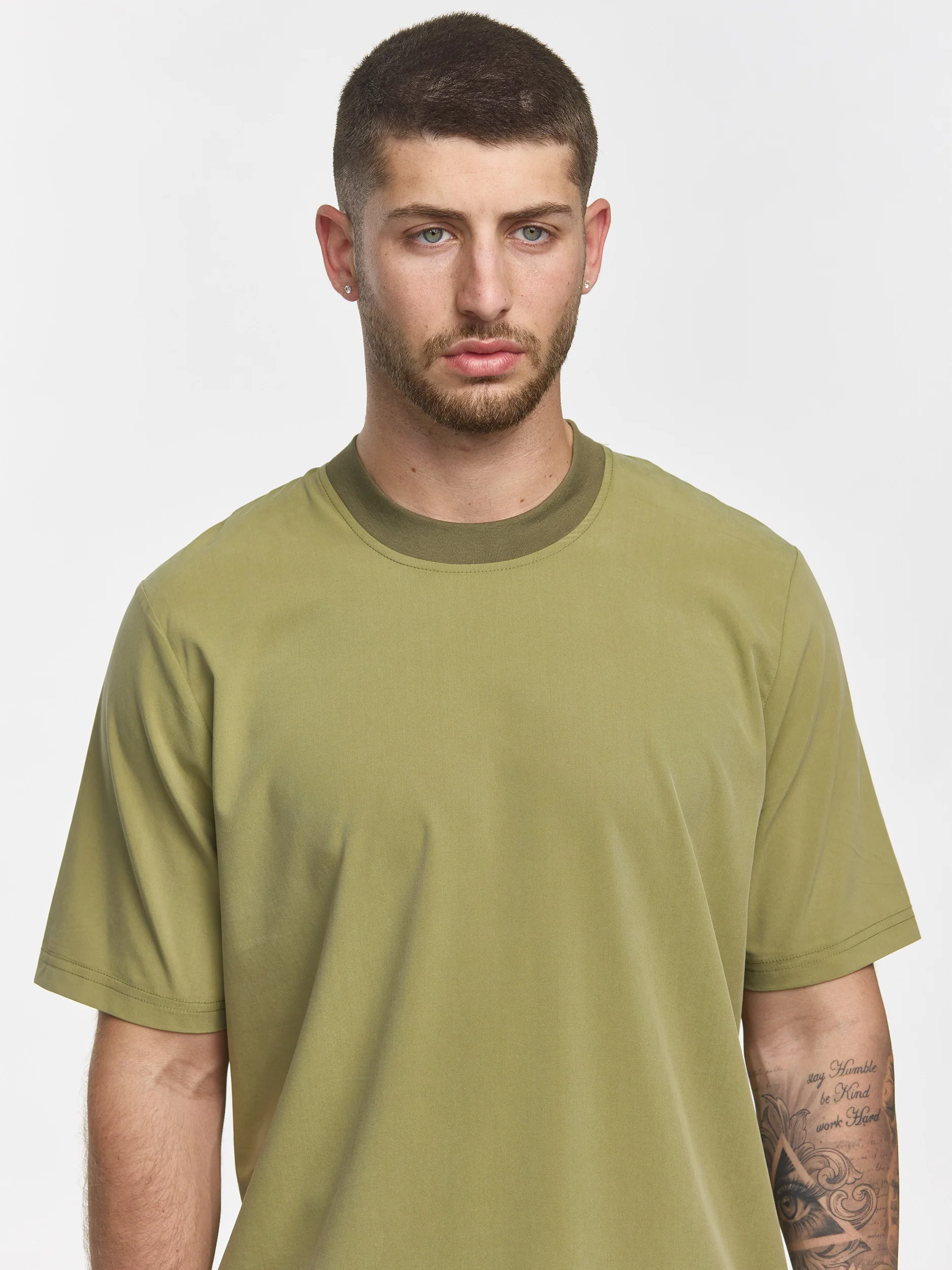 Prêt A Porter T-Shirt Soft Fabric Green - Image 4