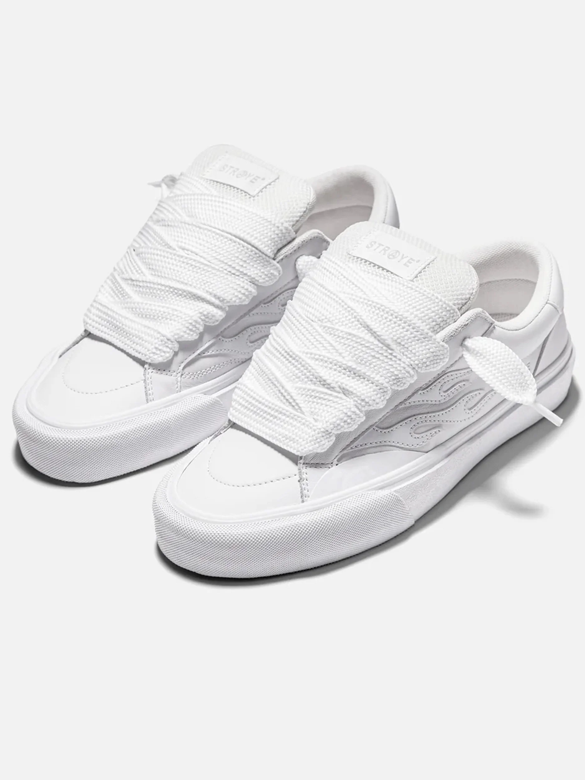 STRAYE Logan Puff - Whiteout - Image 3